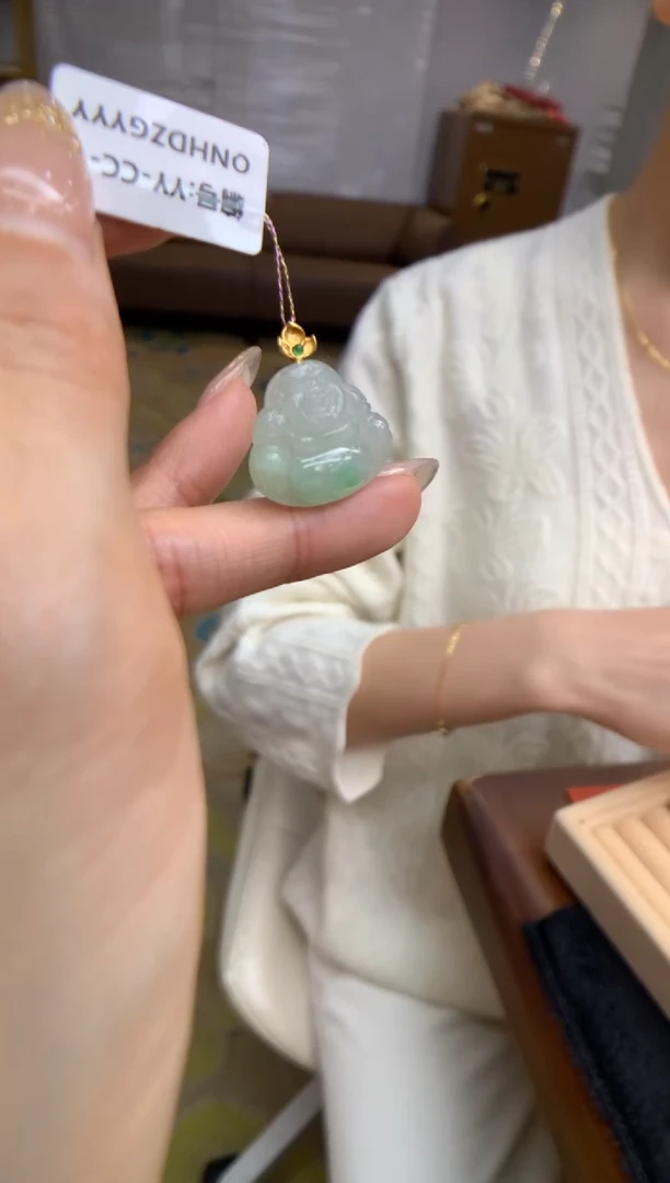 【闪购商品】翡翠颈饰18K金镶嵌佛公