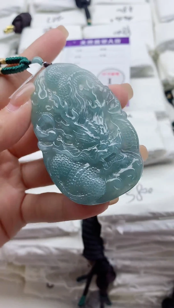 颈饰未镶嵌翡翠8