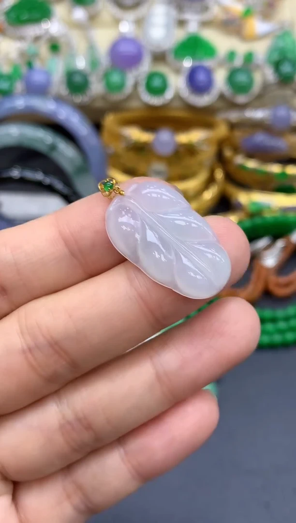 颈饰18K金镶嵌翡翠91-中国好珍宝