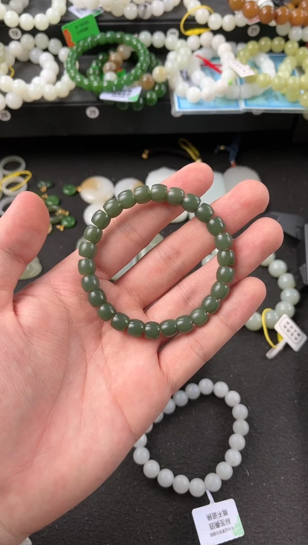 【闪购商品】和田玉手串未镶嵌若羌青黄口直切卡8微色差