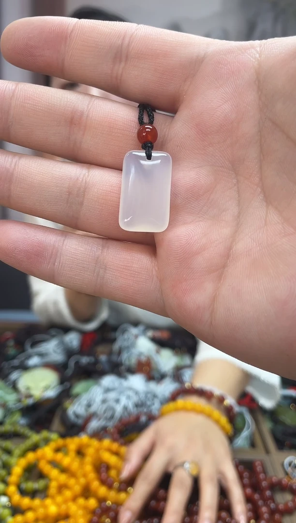 未镶嵌吊坠玛瑙/玉髓·