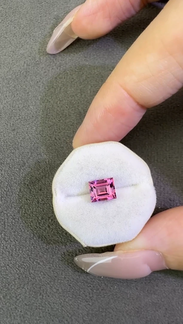 未镶嵌珠宝半成品碧玺1ct