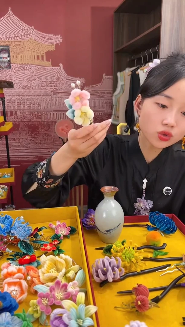 【闪购商品】刺绣非遗绒花（发饰