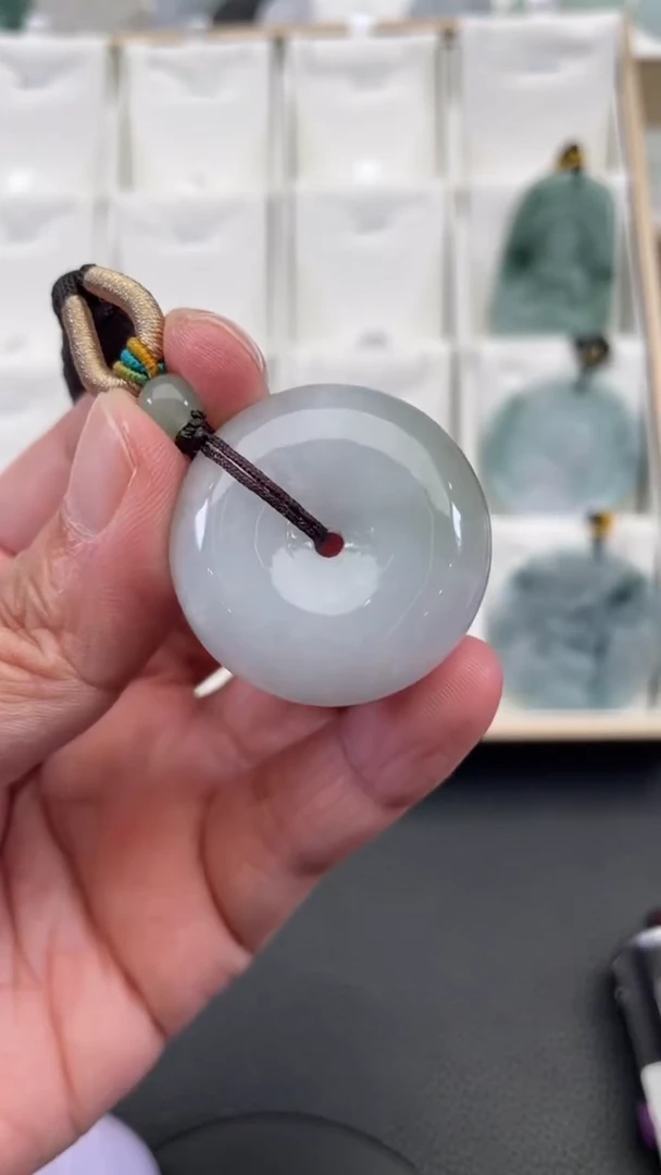 颈饰未镶嵌翡翠天然缅甸翡翠A货290