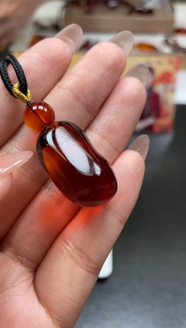 【闪购商品】琥珀吊坠(不含链)未镶嵌天然琥珀55