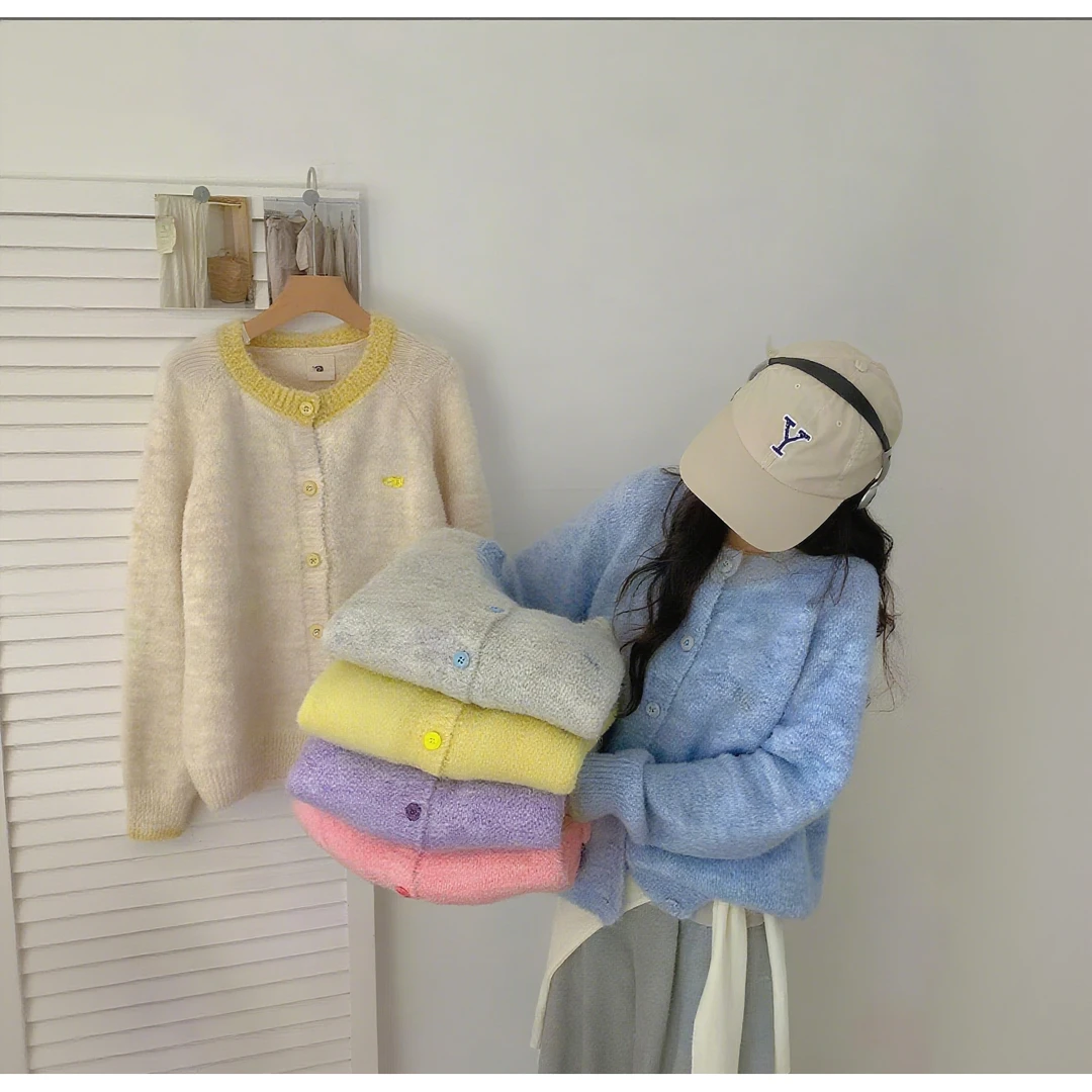 韩系复古针织开衫女秋季新款设计感小众百搭软糯毛衣外套