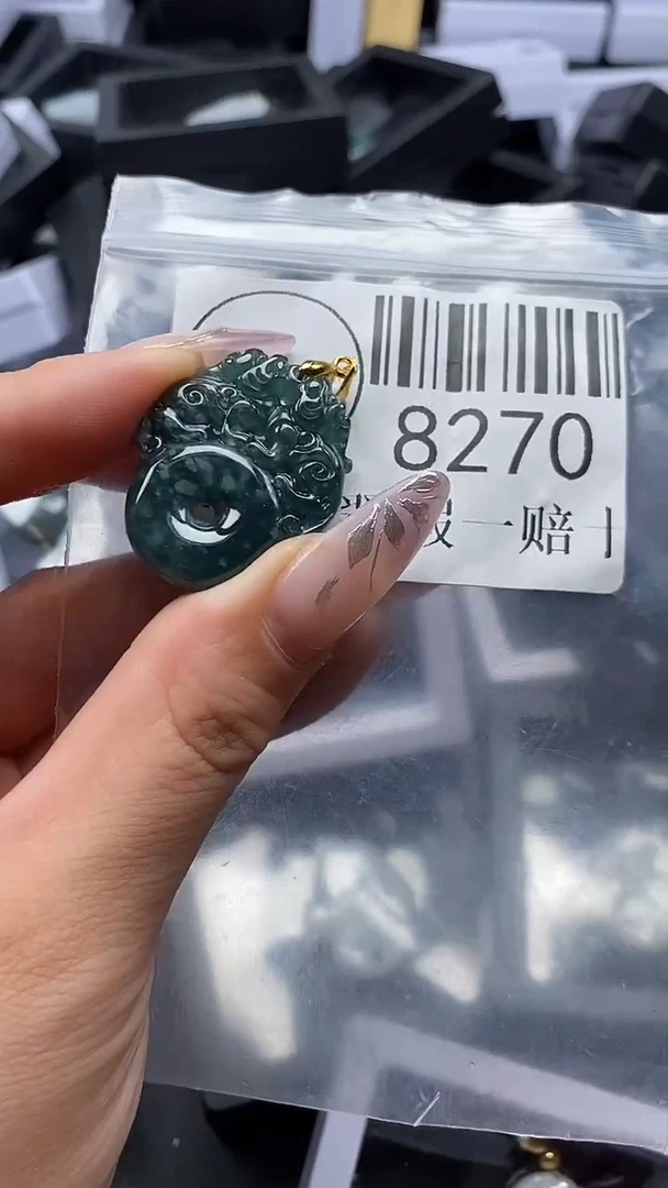 吊坠(不含链)未镶嵌翡翠8270