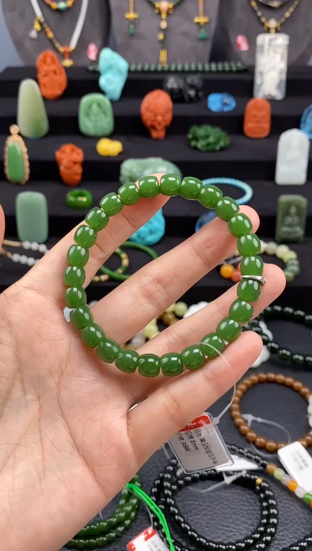 手串未镶嵌和田玉8mm碧玉极限弧手串
