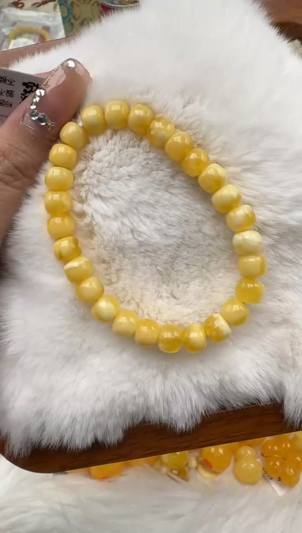 裸石琥珀未镶嵌XD1045