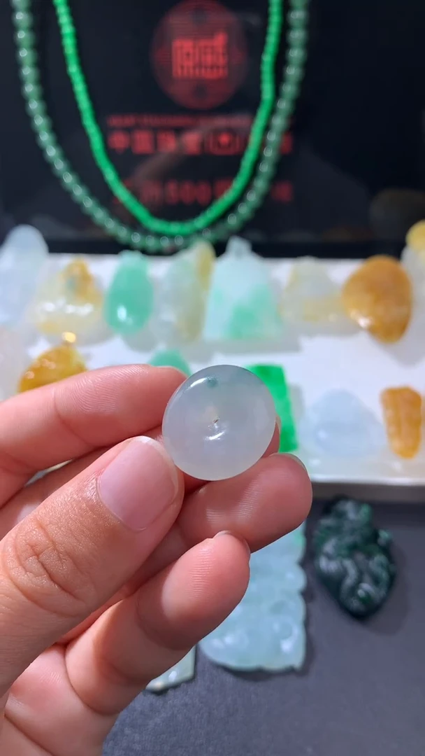 未镶嵌定制翡翠