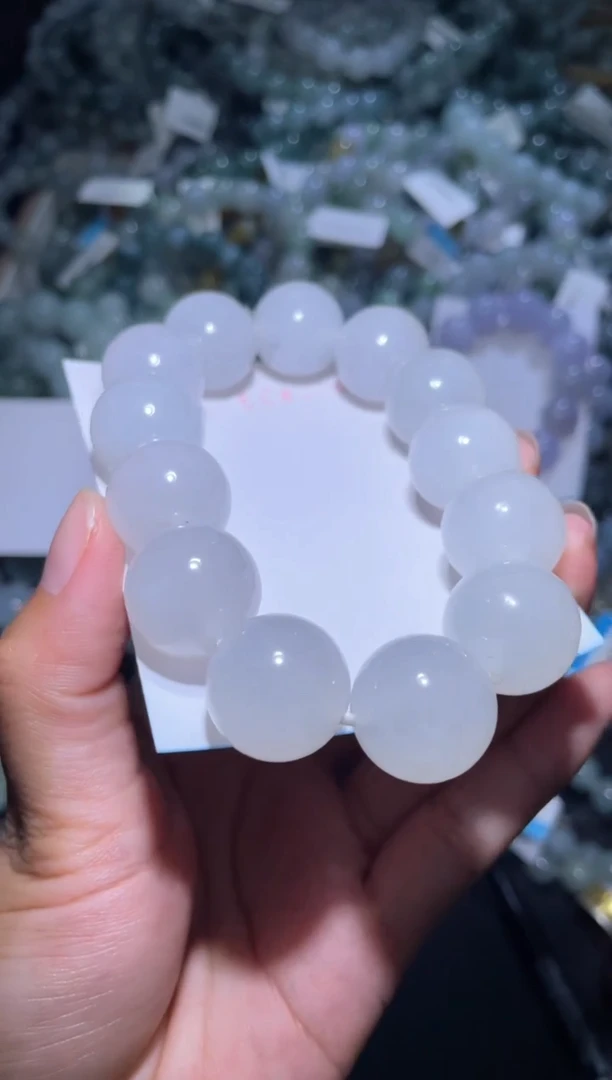 未镶嵌定制翡翠云*海总价28000 付一万链接