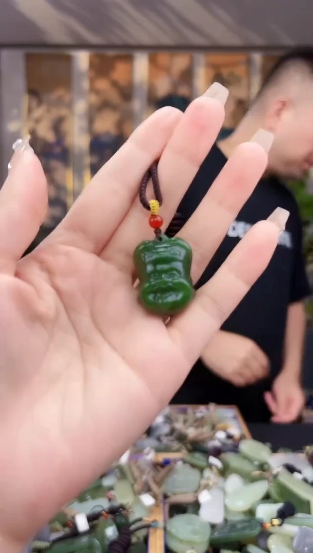 和田玉未镶嵌挂件拍一发一多样性发货