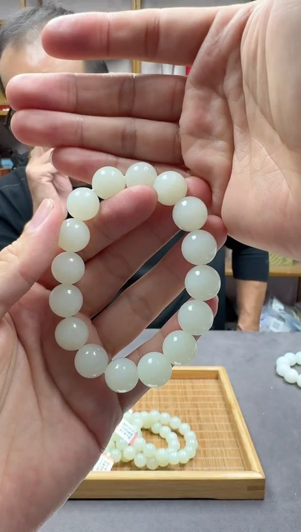 未镶嵌手链和田玉13且末