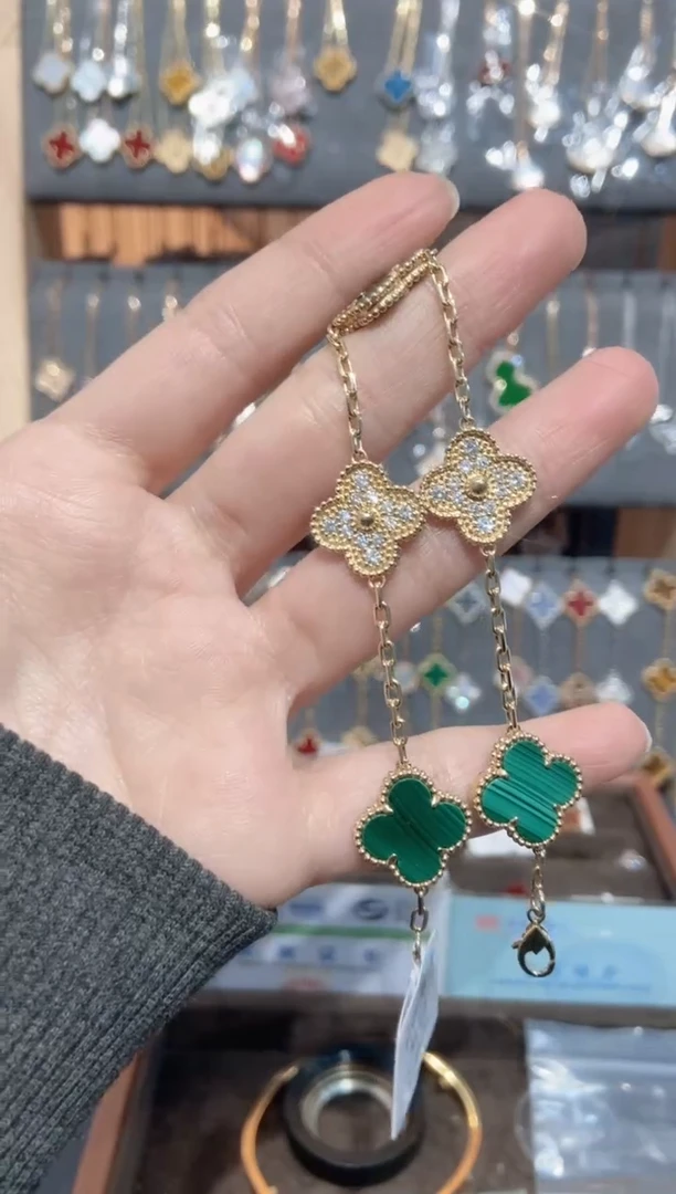 18K金镶嵌手链钻石钻石K黄绿间钻