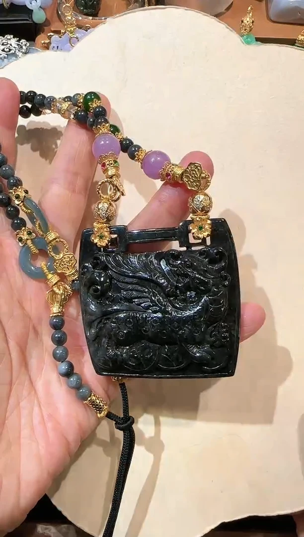 【闪购商品】翡翠颈饰未镶嵌国风