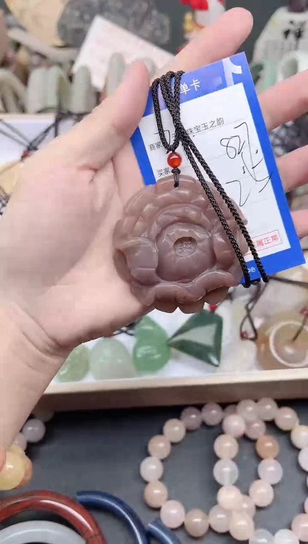 未镶嵌手镯石英质玉827