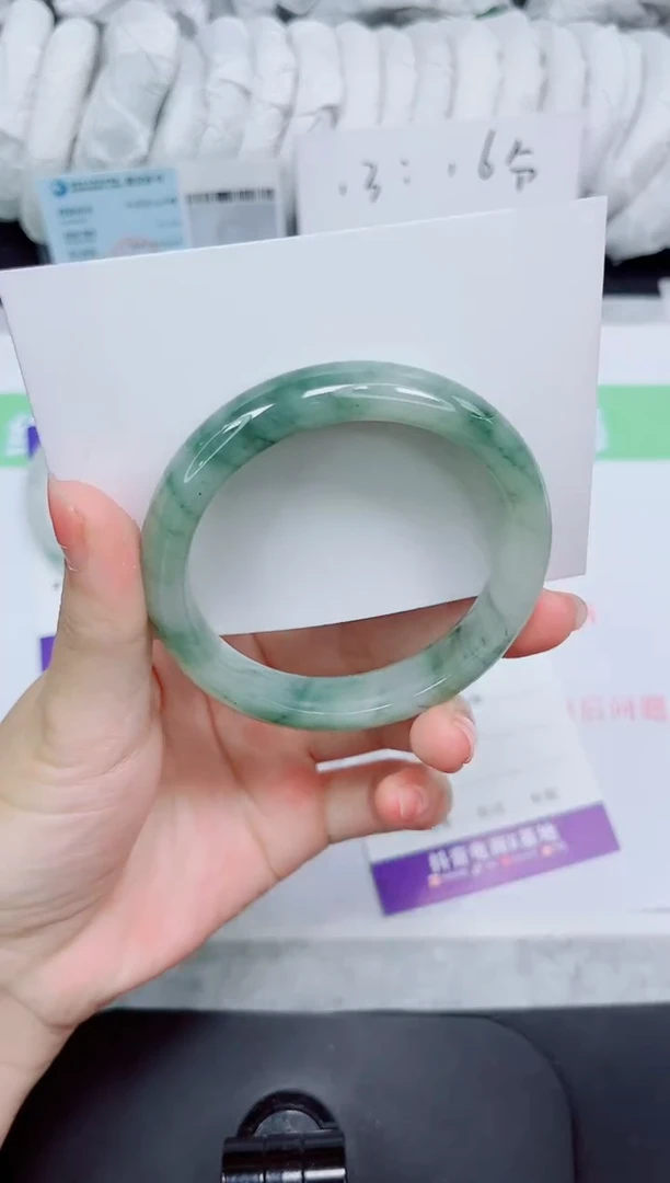 石英质玉手镯未镶嵌2-56