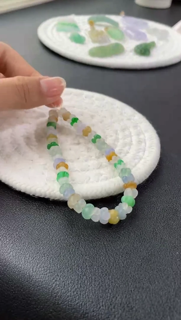 未镶嵌定制翡翠多宝手串