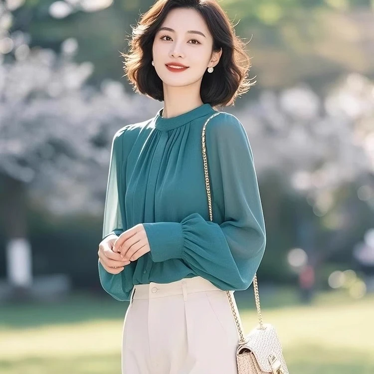 小个子轻奢设计感小众高级超好看法式绿色衬衫女款2025年新款春装