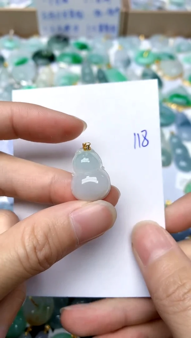 【闪购商品】翡翠颈饰18K金镶嵌118天然A货翡翠