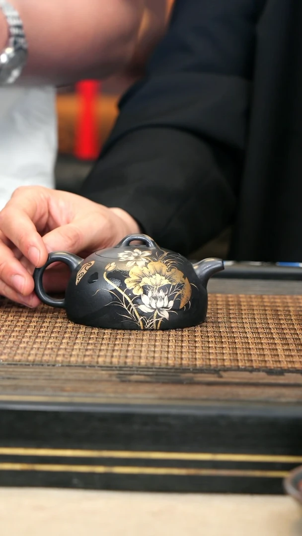 LJY52《半月》黑料金银彩