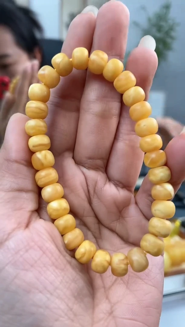 【闪购商品】蜜蜡裸石未镶嵌天然琥珀蜜蜡手串