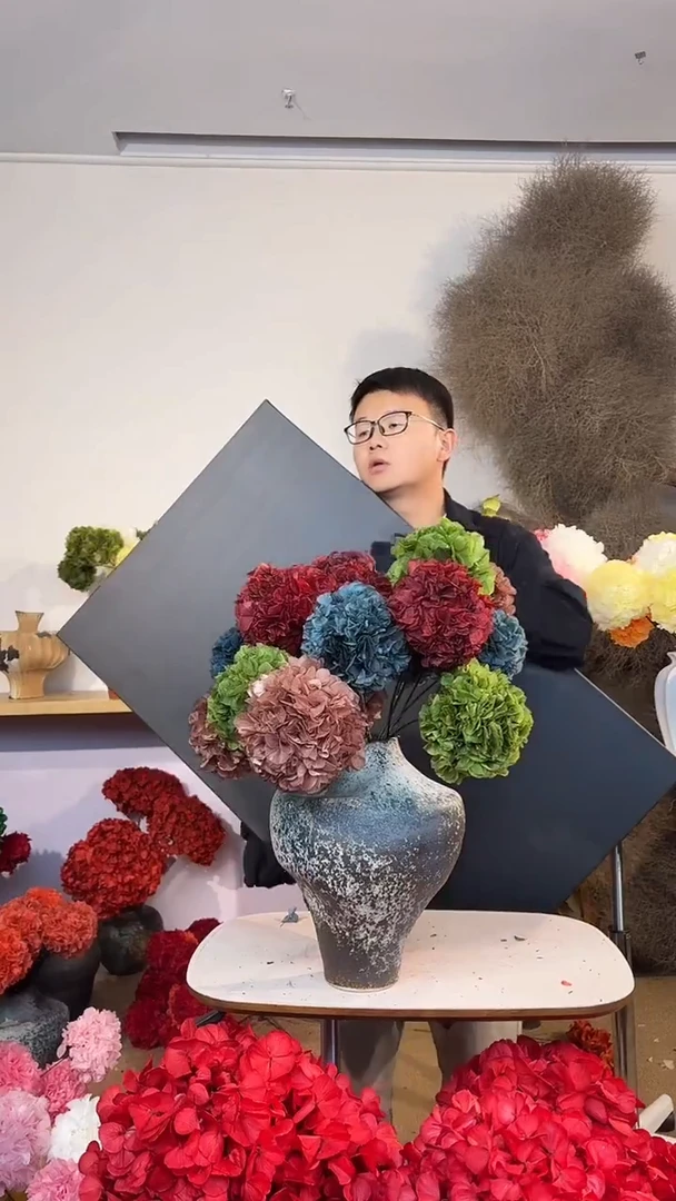 漂色永生大叶绣球花球16枝—酒红4/雾霾蓝4/奶茶4/豆沙绿4