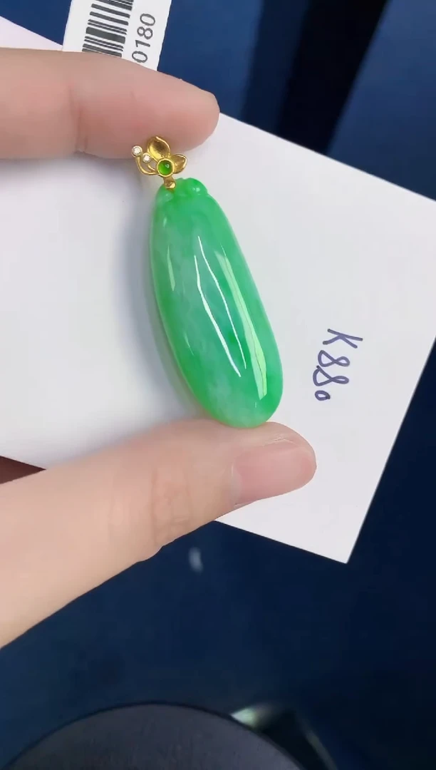 颈饰未镶嵌翡翠天然翡翠缅甸A货