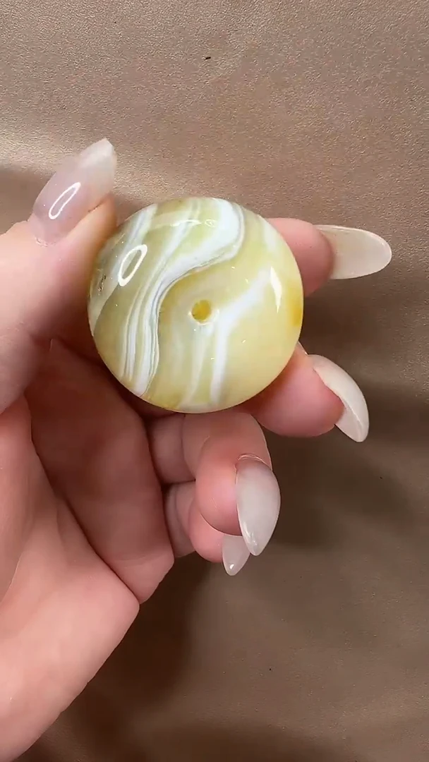 琥珀颈饰未镶嵌吊坠