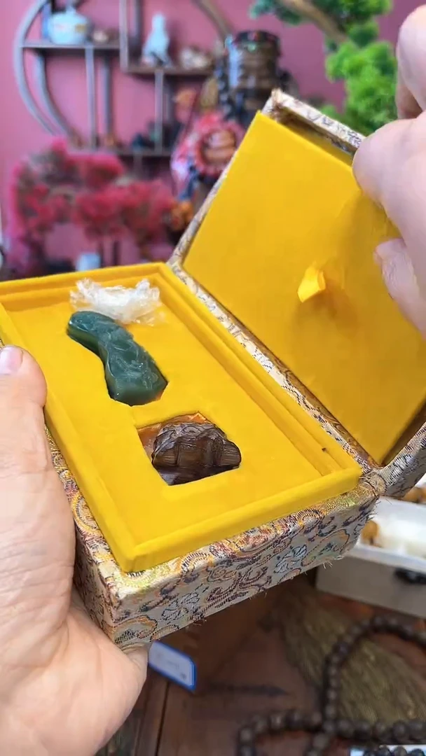 【闪购商品】木中之❤王妍妍批发127-绿山摆件寿山木盒