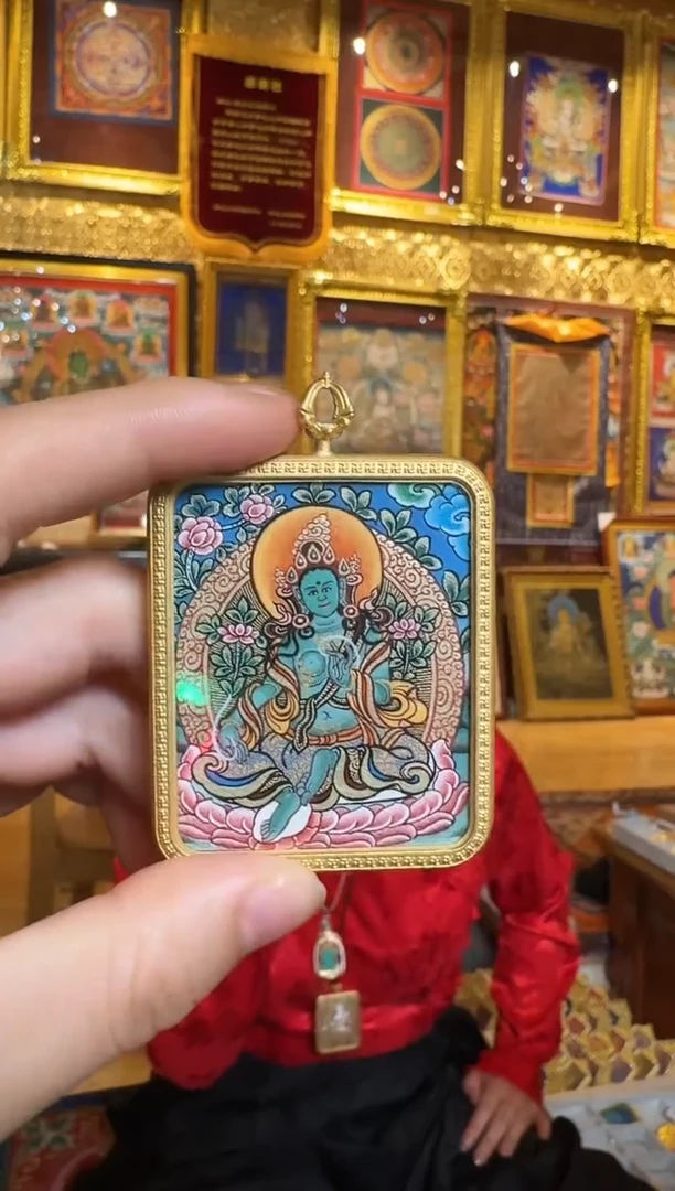 吊坠绿妈妈--热贡纯手绘