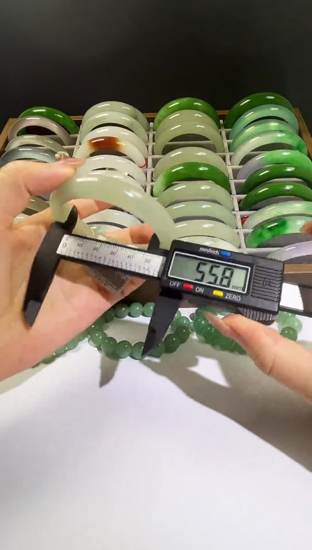 灵动飘花高货毕业款手镯