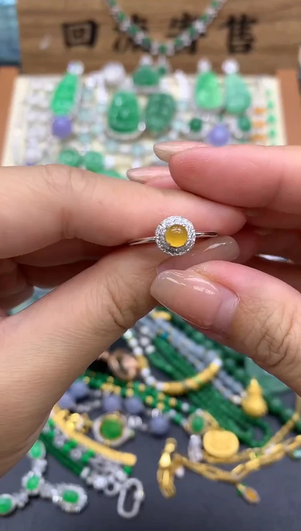 【闪购商品】翡翠戒指18K金镶嵌132-中国好珍宝