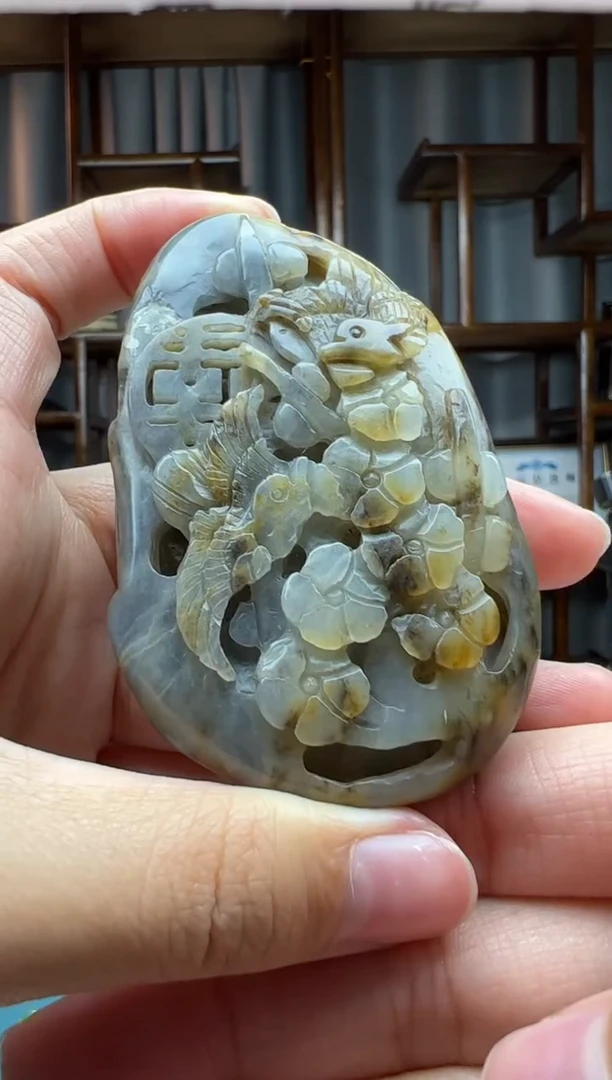 【闪购商品】和田玉颈饰未镶嵌手把