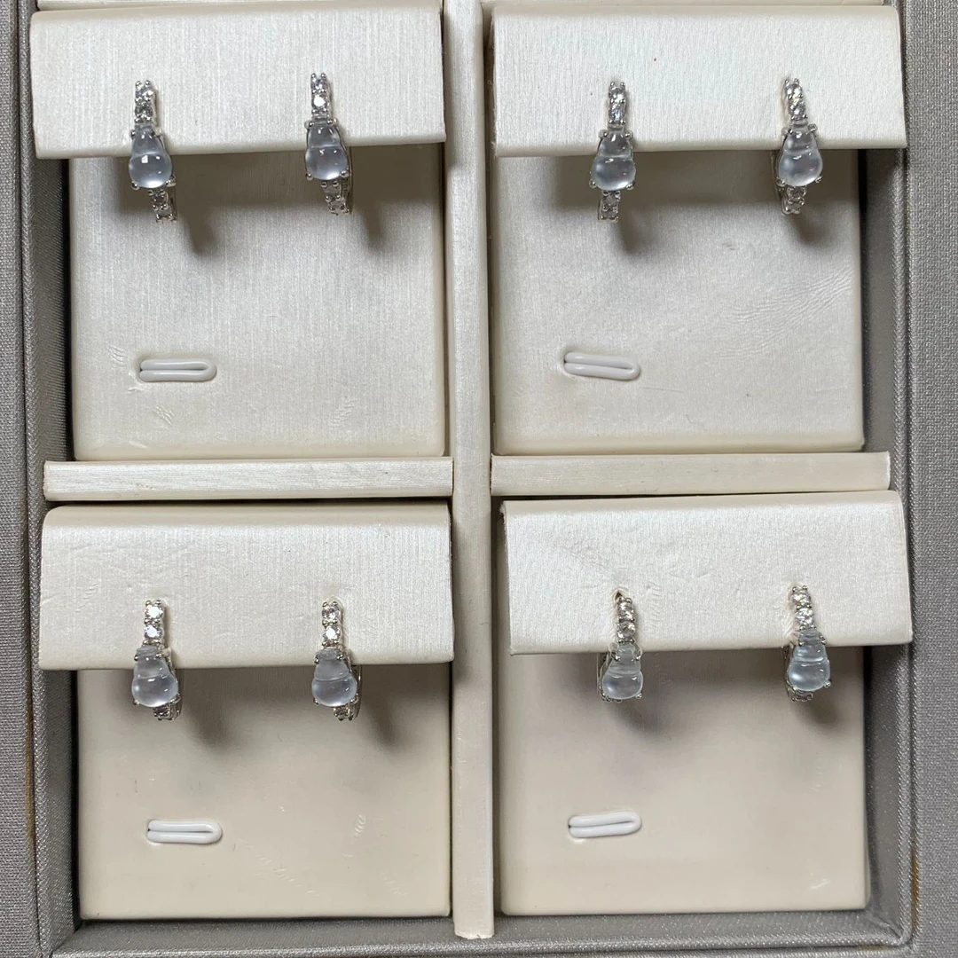 翡翠A货银镶白冰葫芦耳包多样性发货，发一件567