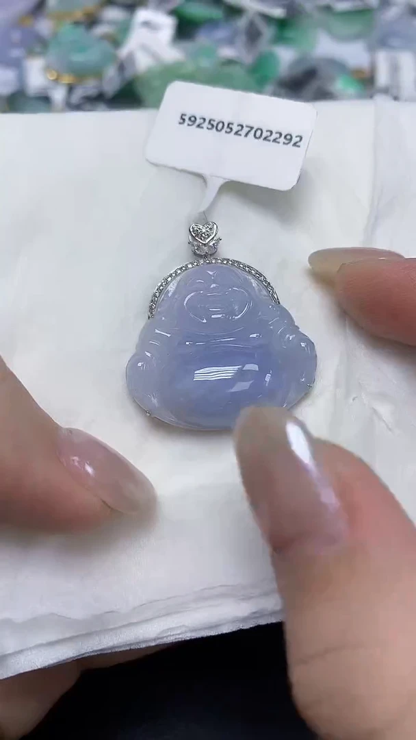 翡翠18K金镶嵌颈饰天然缅甸翡翠A货