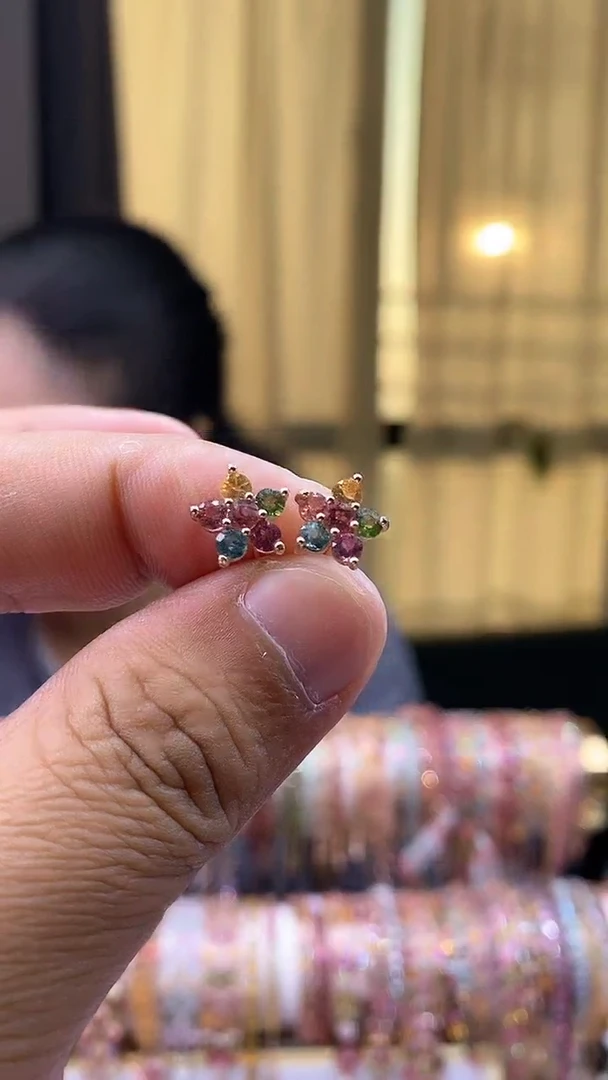 【闪购商品】碧玺耳钉银S925镶嵌156165156