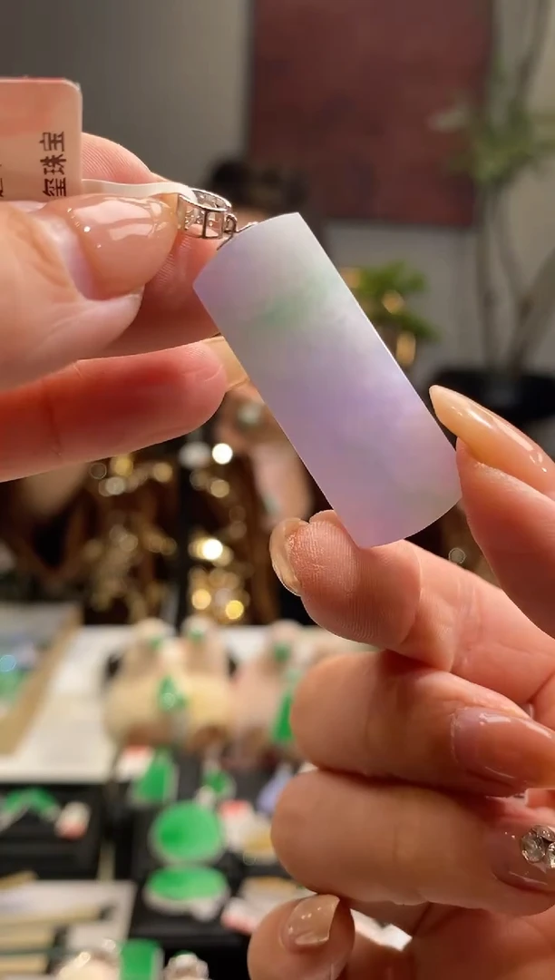 吊坠(不含链)18K金镶嵌翡翠无事牌