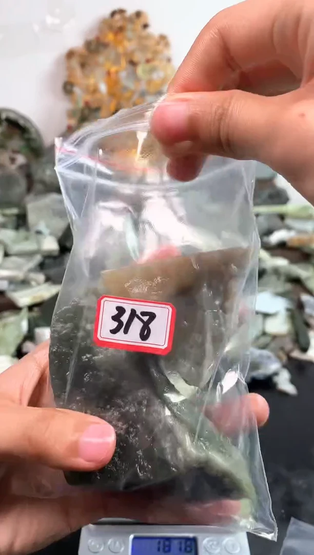 未镶嵌和田玉摆件318