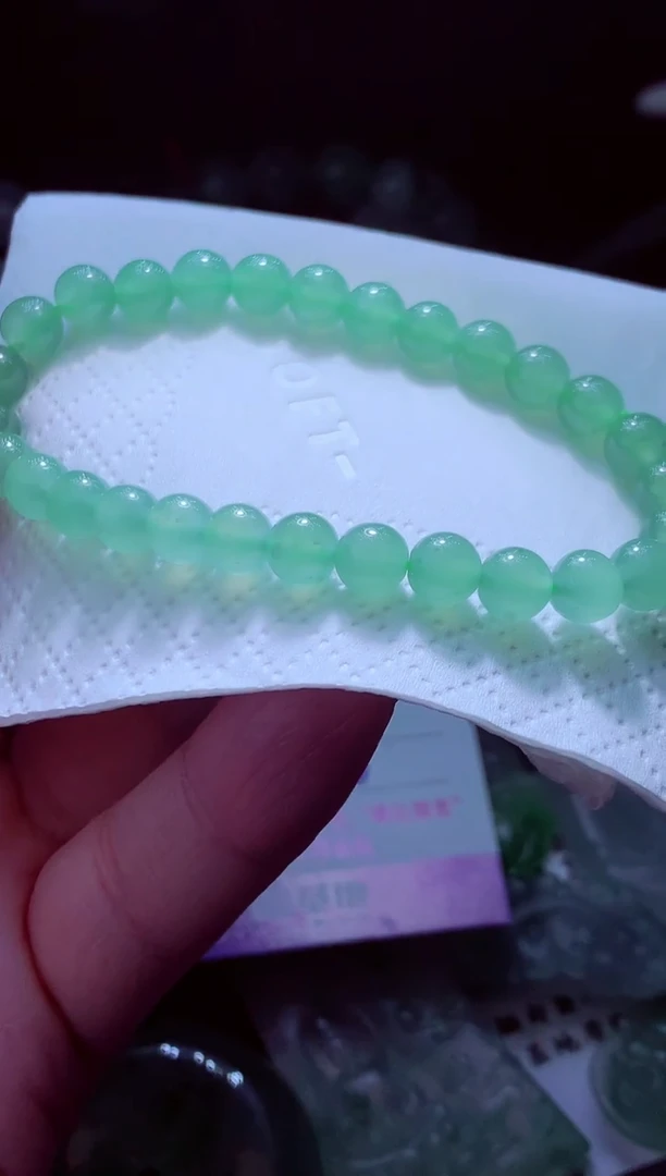 未镶嵌定制翡翠天****?翡翠毛货定制571990