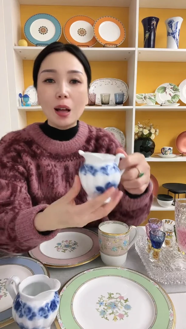 福利款 兰彩系列 奶罐