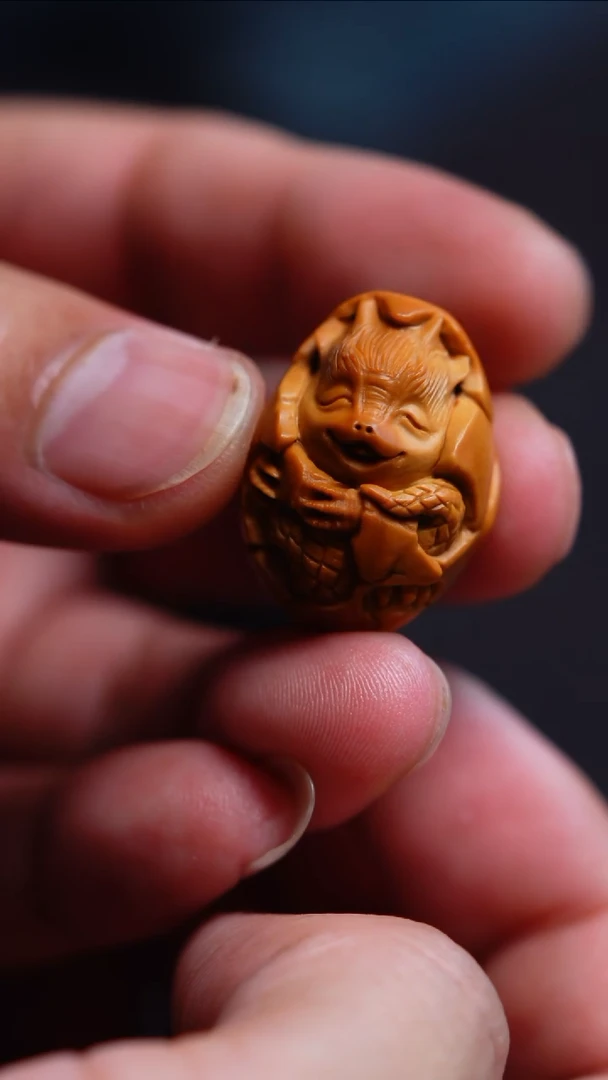 橄榄核手串/手链龙宝宝