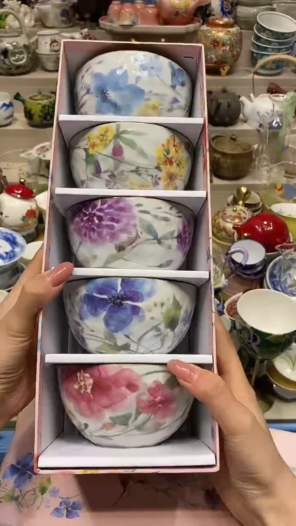 瓷片@****# 系统自动截取直播间实时画面