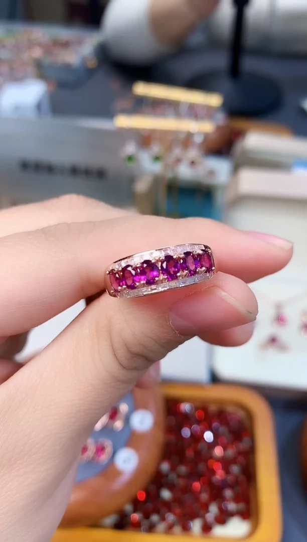 【闪购商品】石榴石（紫牙乌）戒指银S925镶嵌天然