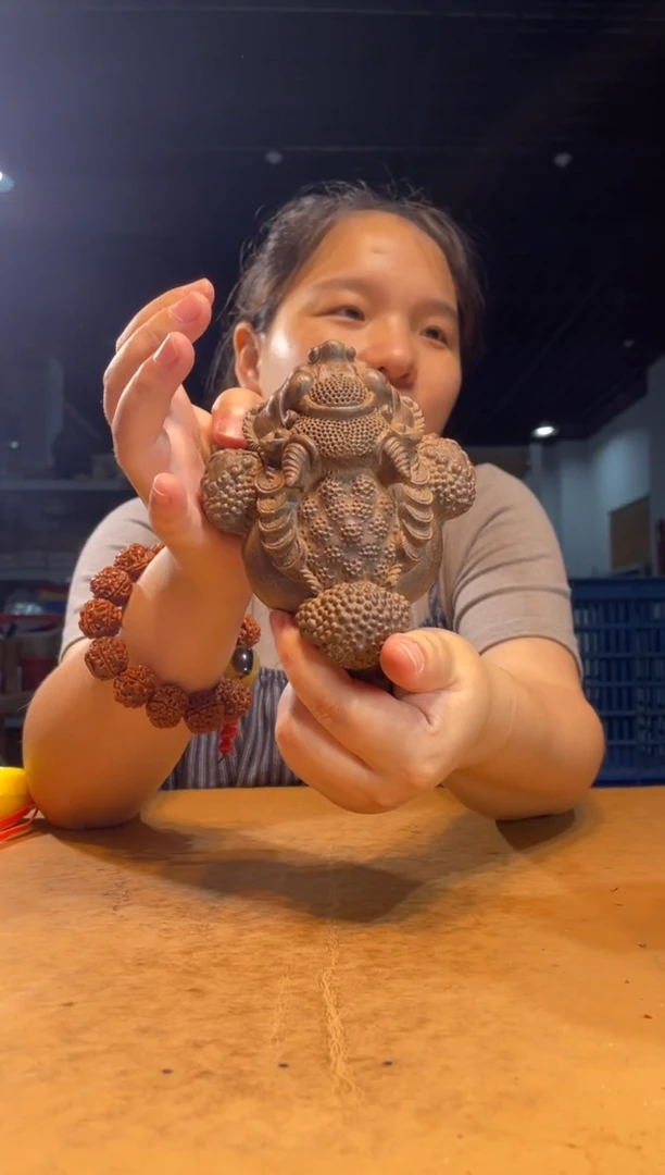 风车木（黑檀木）其他（ 直播推荐 ）黑檀金蟾