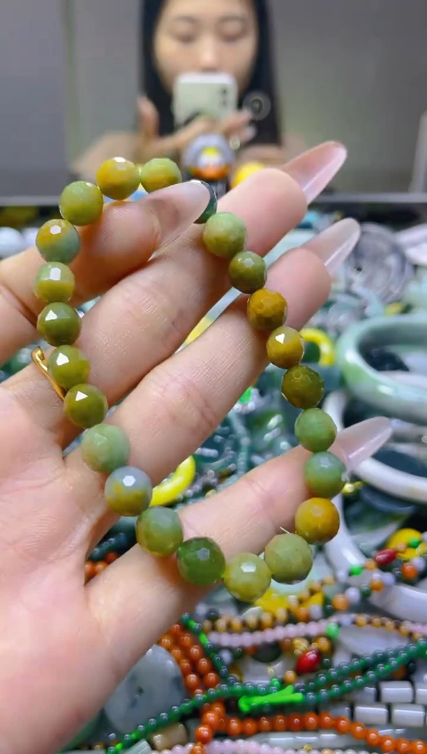 翡翠未镶嵌颈饰7MM/L/翡翠A货一图一物