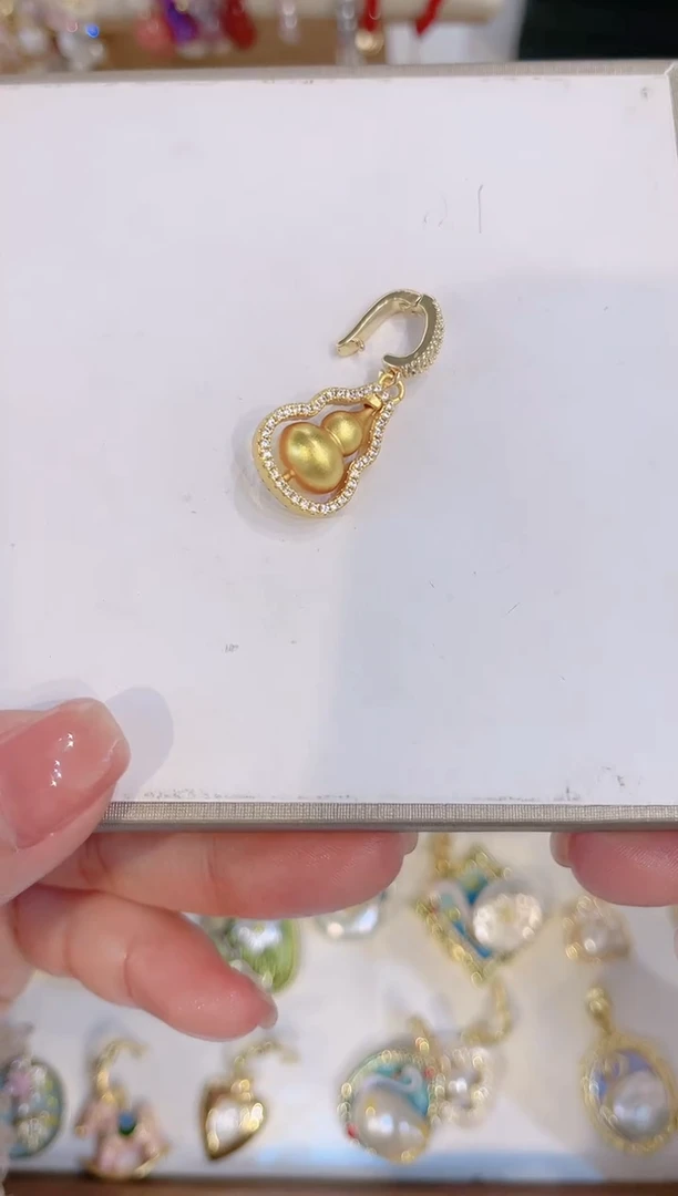 【闪购商品】淡水珍珠颈饰合金吊坠