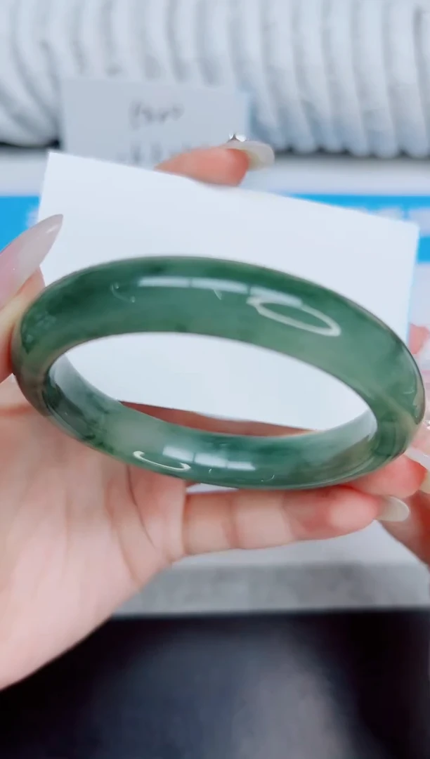 未镶嵌手镯石英质玉72/58.7