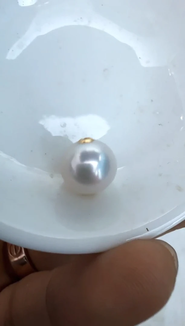 【闪购商品】淡水珍珠颈饰18K金镶嵌路路通