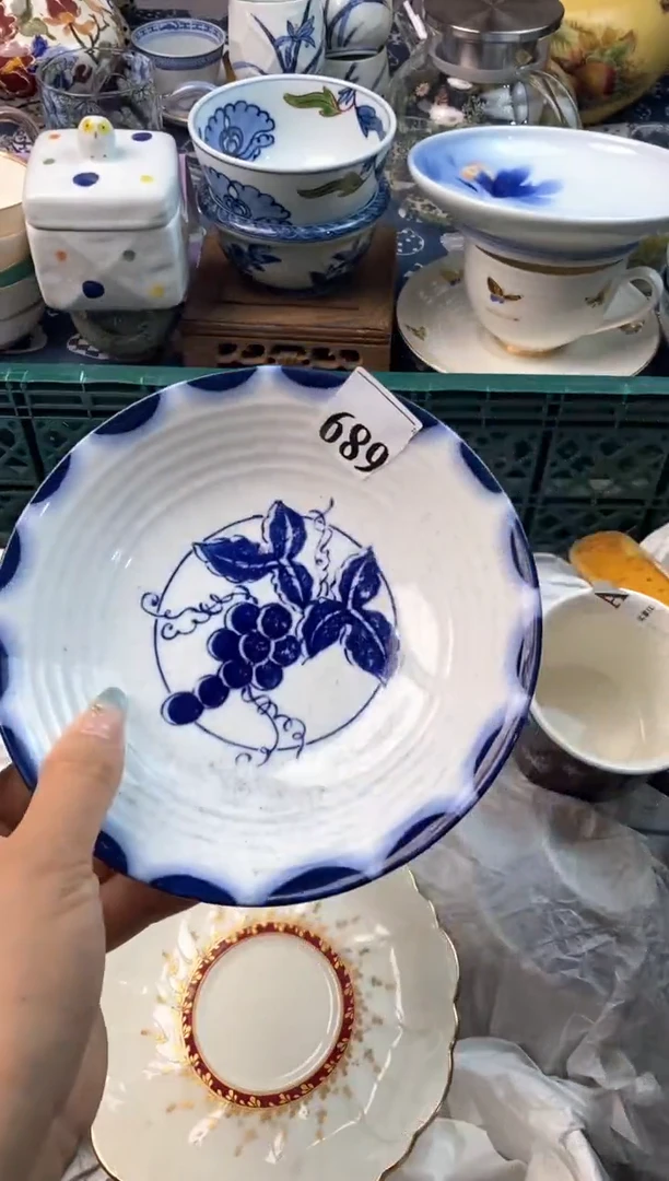 瓷片[○･｀Д´･ ○][○･｀Д´･ ○]